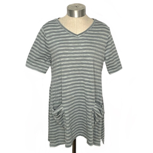 LOGO Gray Striped Short Sleeve Pullover Tunic Top